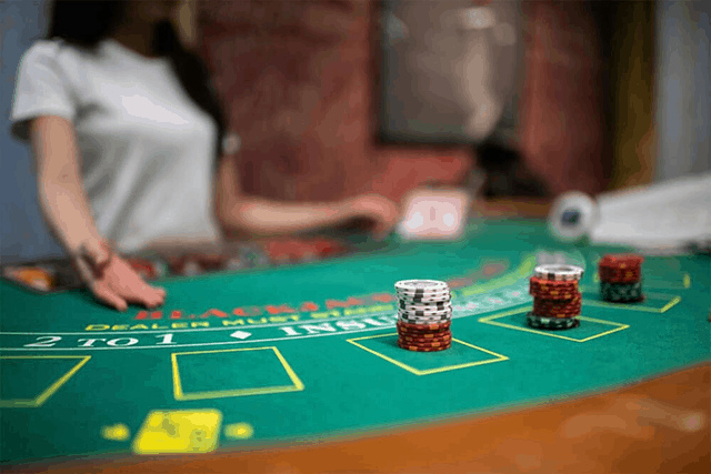 Blackjack có cách chơi khó không? Khi chơi cần lưu ý điều gì? Blackjack co cach choi kho khong? Khi choi can luu y dieu gi?