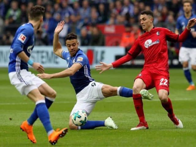 Soi kèo nhà cái trận Schalke vs Freiburg, 17/12/2020 Soi kèo nhà cái trận Schalke vs Freiburg, 17/12/2020