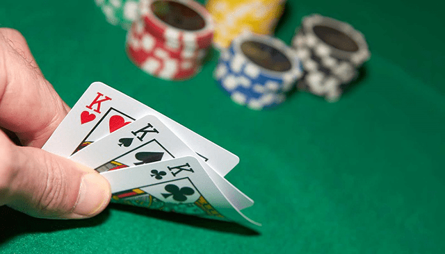 Chia sẻ bí quyết chơi poker thắng cược siêu dễ hiểu Chia se bi quyet choi poker thang cuoc sieu de hieu