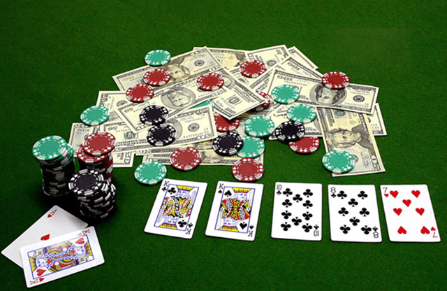 Bàn về các biến thể của game bài Baccarat nền tảng trực tuyến Ban ve cac bien the cua game bai Baccarat nen tang truc tuyen