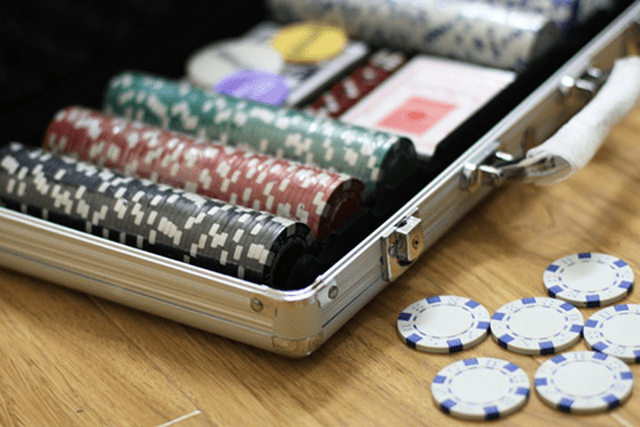 Hai lý do vàng khiến người chơi tham gia vào bài Poker online Hai ly do vang khien nguoi choi tham gia vao bai Poker online