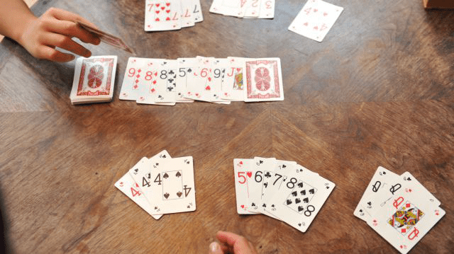 Bạn đã biết gì về game bài Phỏm chưa? Nếu chưa biết gì về nó thì hãy cùng tôi tìm hiểu nhé Ban da biet gi ve game bai Phom chua? Neu chua biet gi ve no thi hay cung toi tim hieu nhe