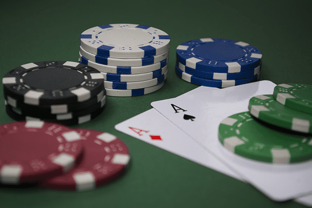 Cách chơi Fold Poker hiệu quả mà ít người biết đến Cach choi Fold Poker hieu qua ma it nguoi biet den