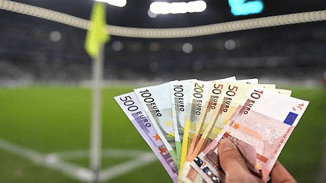 Những điều giúp bạn kiếm tiền cỏ từ góc cá độ sân Nhung dieu giup ban kiem tien co tu goc ca do san