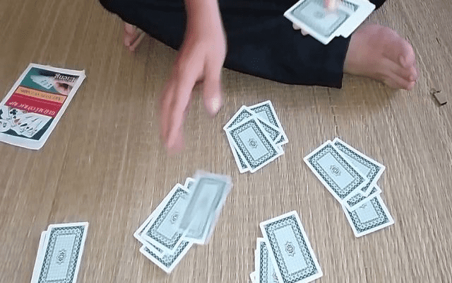 Chia sẻ cách xếp bài tiến lên đơn giản mà hiệu quả lại cực cao Chia se cach xep bai tien len don gian ma hieu qua lai cuc cao