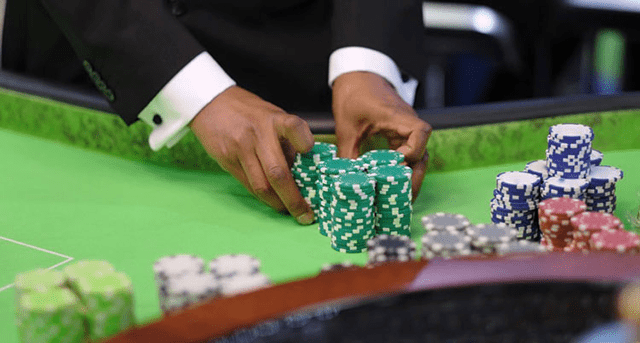Chơi Poker như thế nào? Chiến thuật đặt cược tất thắng lớn Choi Poker nhu the nao? Chien thuat dat cuoc tat thang lon