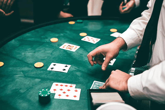 Muốn chơi thành tạo tựa game Blackjack cần có những yếu tố nào? Muon choi thanh tao tua game Blackjack can co nhung yeu to nao?