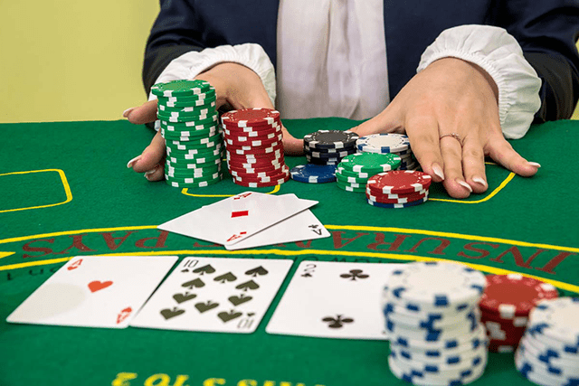 Nắm rõ các cầu được xem là cách chơi Baccarat dễ kiếm tiền nhất Nam ro cac cau duoc xem la cach choi Baccarat de kiem tien nhat