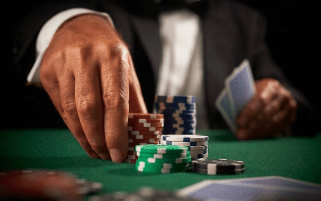 Poker được ra mắt ở Việt Nam từ khi nào? Poker duoc ra mat o Viet Nam tu khi nao?
