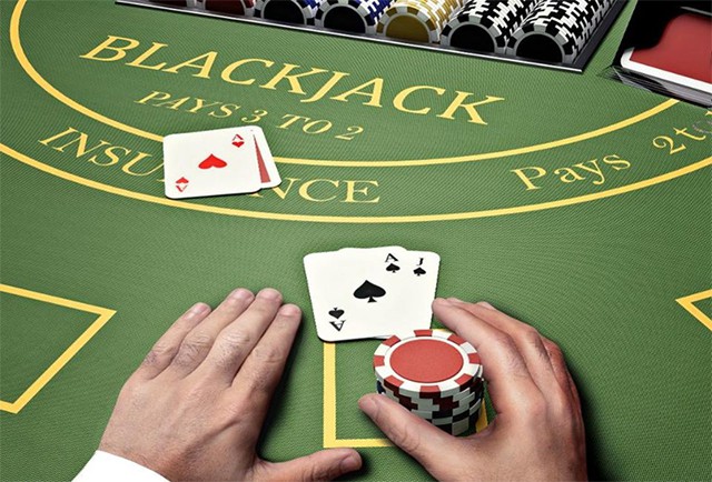 Cùng tìm hiểu về game bài Blackjack, tựa game tính điểm được ưa chuộng hiện nay? Cung tim hieu ve game bai Blackjack, tua game tinh diem duoc ua chuong hien nay?