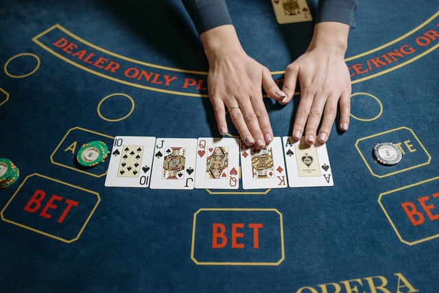 Những lỗi sai cơ bản nhất mà Newbie Blackjack nào cũng phải nắm Nhung loi sai co ban nhat ma Newbie Blackjack nao cung phai nam