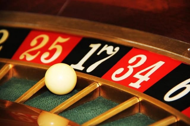 Cách chơi Roulette dễ hiểu nhất cho người mới bắt đầu Cach choi Roulette de hieu nhat cho nguoi moi bat dau