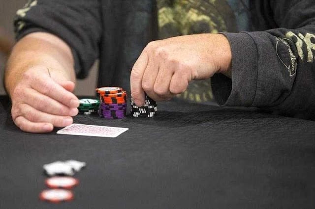 Chơi Poker dễ ăn và chắc thắng chỉ với 3 kinh nghiệm đơn giản Choi Poker de an va chac thang chi voi 3 kinh nghiem don gian