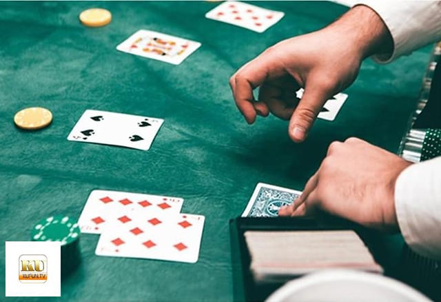 Tất tần tật về Blackjack game bài có sức hút không ngừng trên thị trường Tat tan tat ve Blackjack game bai co suc hut khong ngung tren thi truong