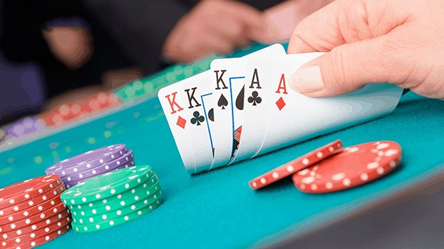 Game bài Baccarat và các thông tin hữu ích về trò chơi này Game bai Baccarat va cac thong tin huu ich ve tro choi nay