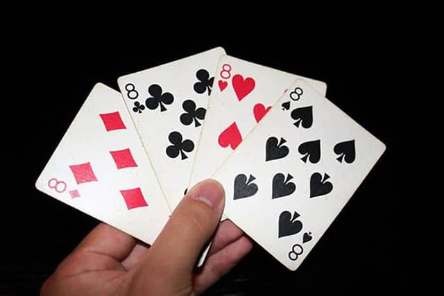 Ưu và nhược điểm khi chơi game Sâm Lốc online? Uu va nhuoc diem khi choi game Sam Loc online?