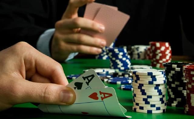 Một số kinh nghiệm chơi Poker cần biết trước để đảm bảo không thua đối thủ Mot so kinh nghiem choi Poker can biet truoc de dam bao khong thua doi thu