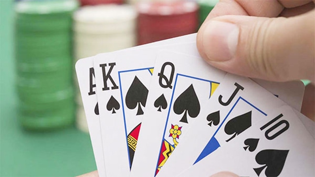 Điều khiến cho bạn luôn thua rất nhiều tiền trước đối thủ khi chơi Poker Dieu khien cho ban luon thua rat nhieu tien truoc doi thu khi choi Poker