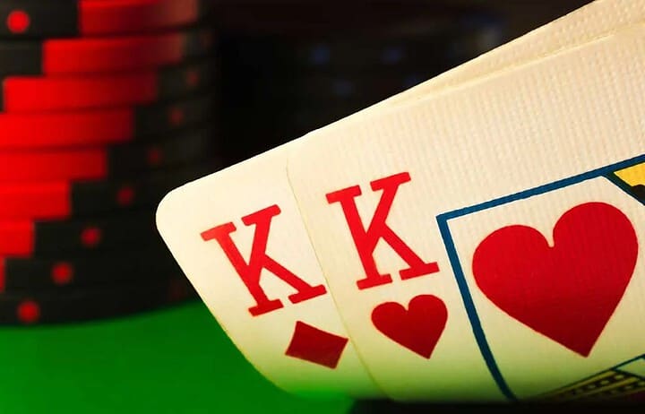 Học hỏi và áp dụng một số cách chơi Poker khiến mọi đối thủ phải lúng túng